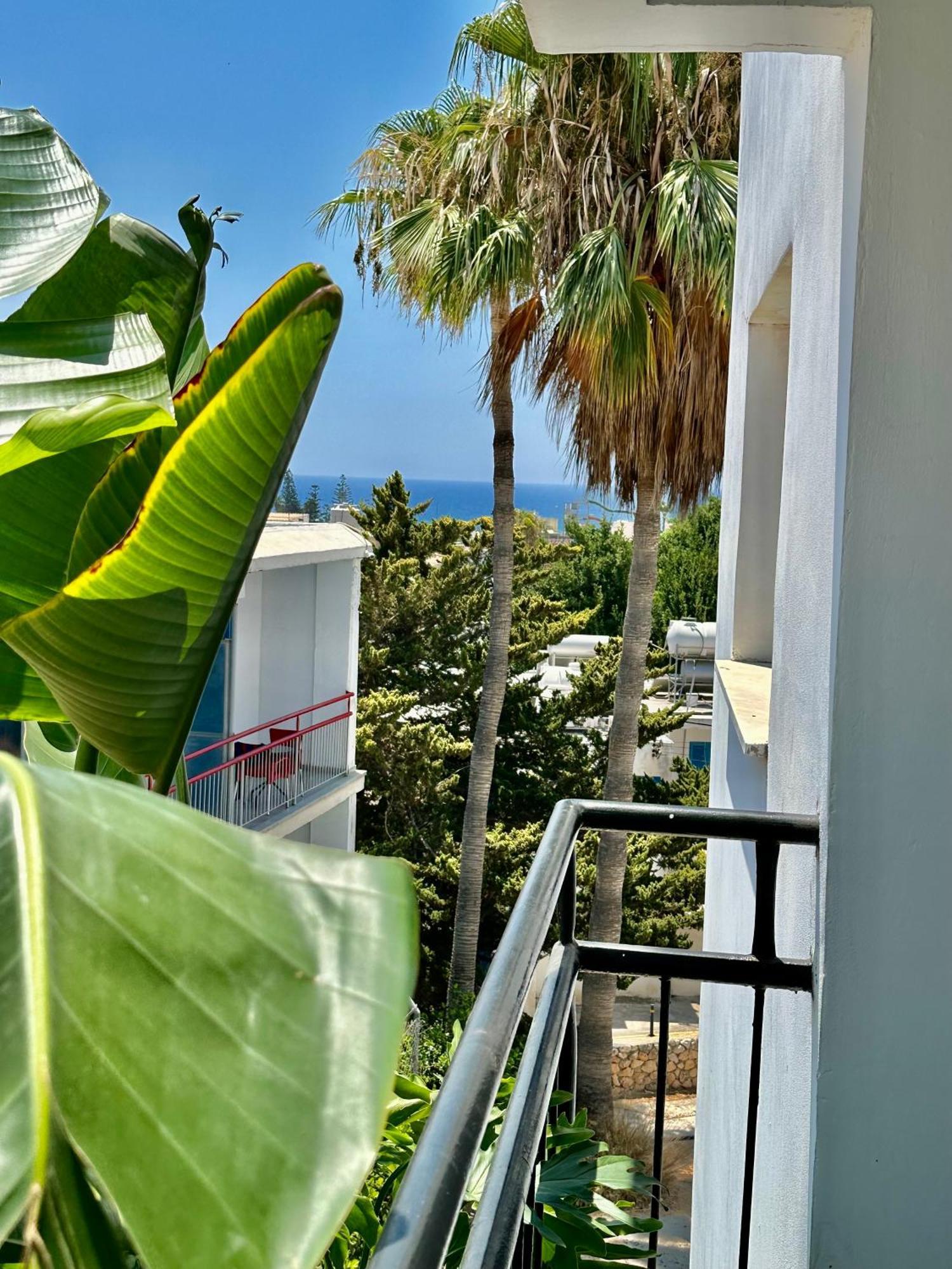 Ferienwohnung Flat In The Heart Of Ayia Napa/Центр Айя Напы Exterior foto