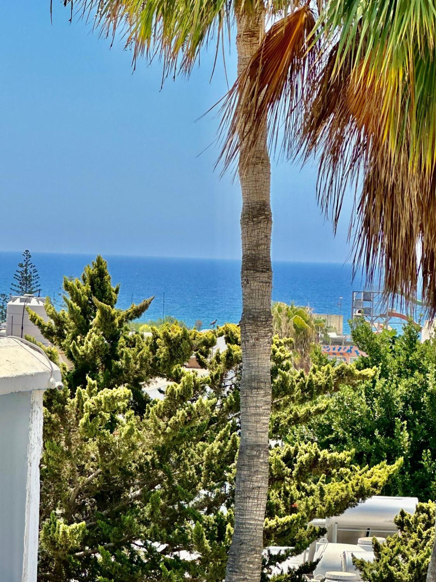 Ferienwohnung Flat In The Heart Of Ayia Napa/Центр Айя Напы Exterior foto